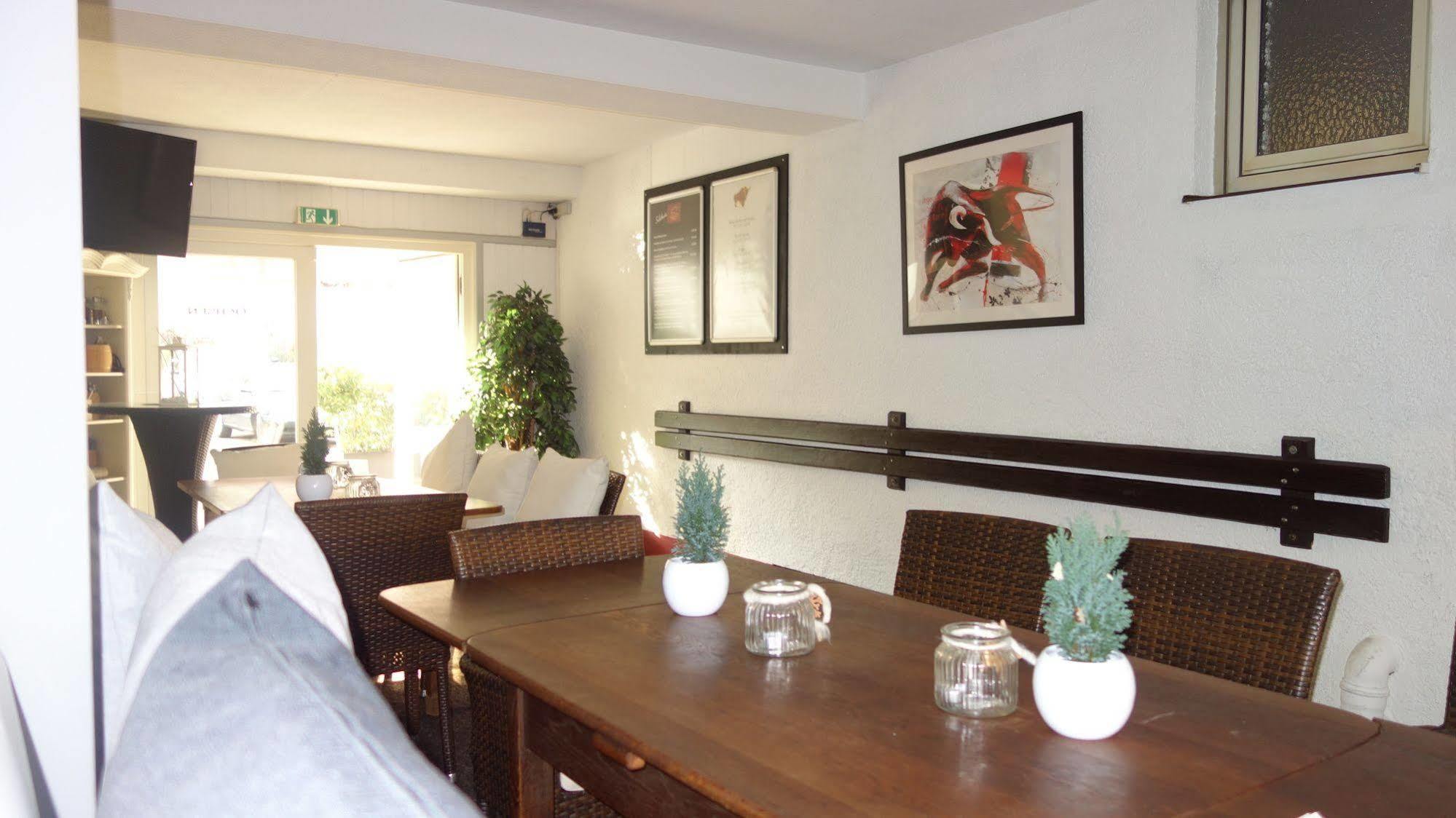 Landgasthof Ochsen ซินส์ไฮม์ ภายนอก รูปภาพ