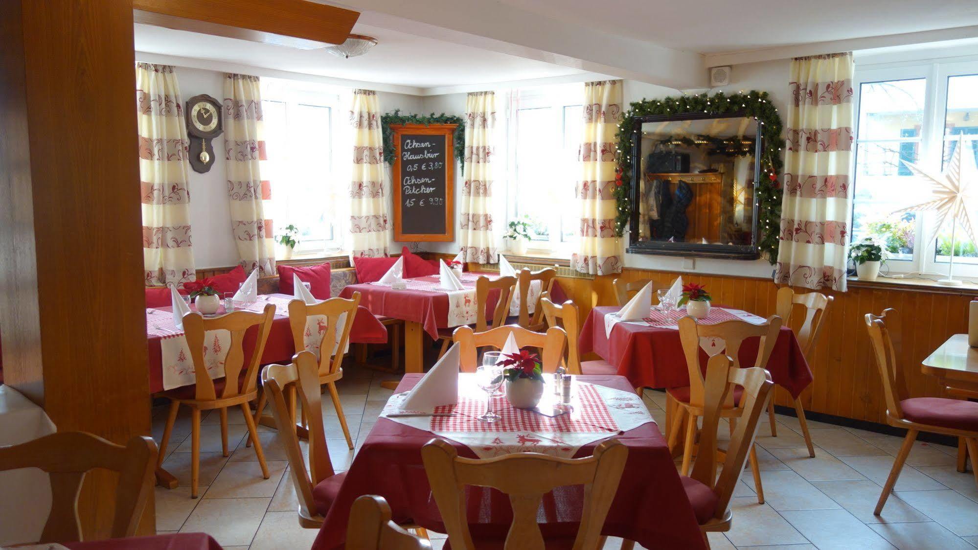 Landgasthof Ochsen ซินส์ไฮม์ ภายนอก รูปภาพ
